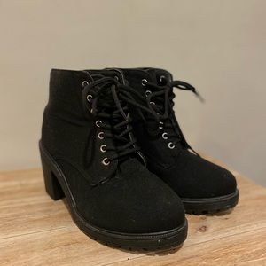 Woman’s boots